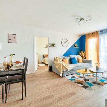 Le Cosy Yellow Appartement Lumineux A 5 Min De La Gare D'Evry Avec Parking Gratuit Courcouronnes Екстериор снимка